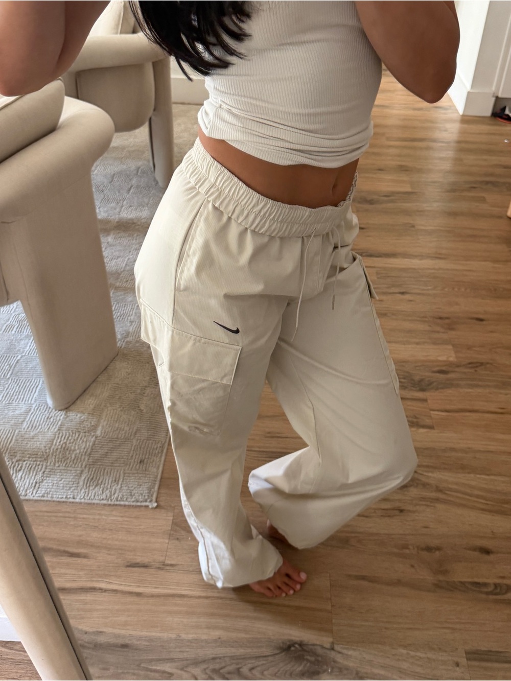Nike Women's Cream Cargo Track Joggers - Picture 3 of 7